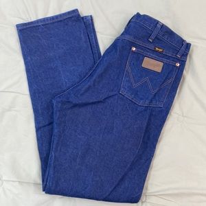 Men’s Wrangler Cowboy Cut Original Fit in Rigid Indigo 38x34